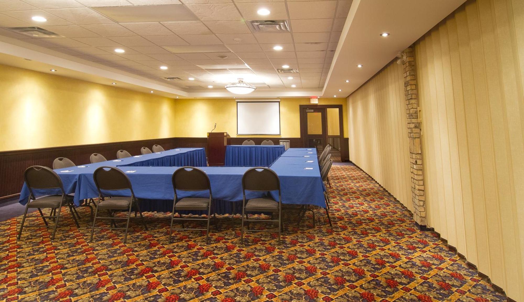Park West Inn Уинипег Екстериор снимка