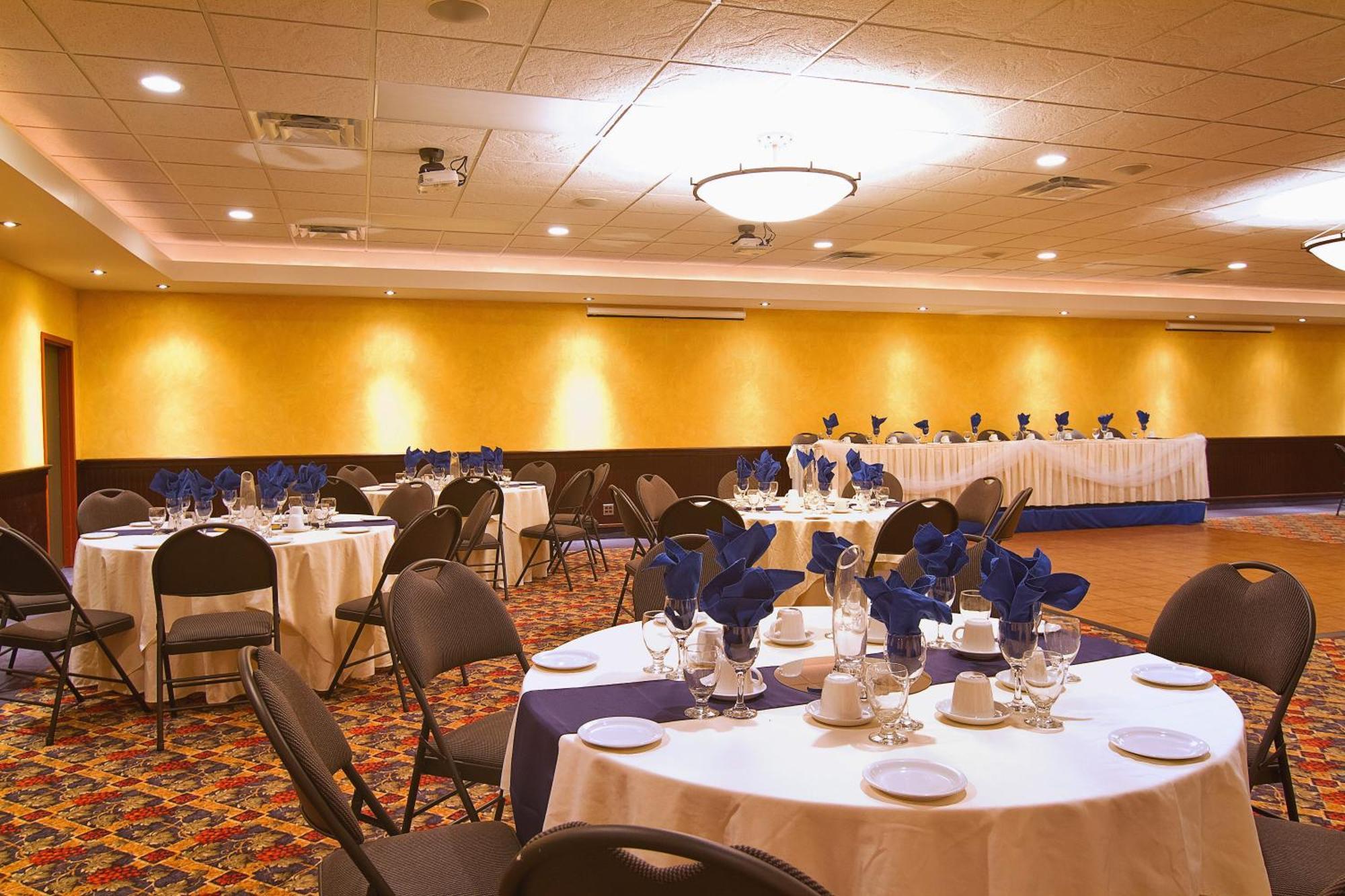 Park West Inn Уинипег Екстериор снимка